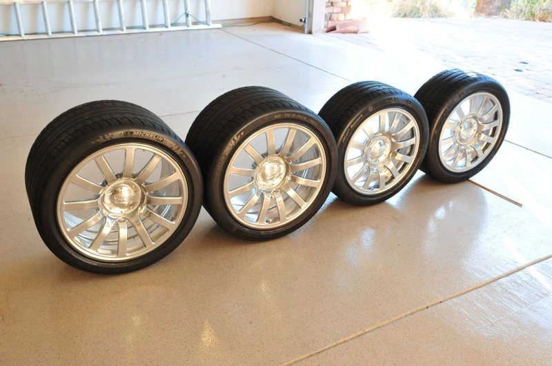 Illustration for article titled These Bugatti Veyron Rims On eBay Are A Steal At Only $30,000